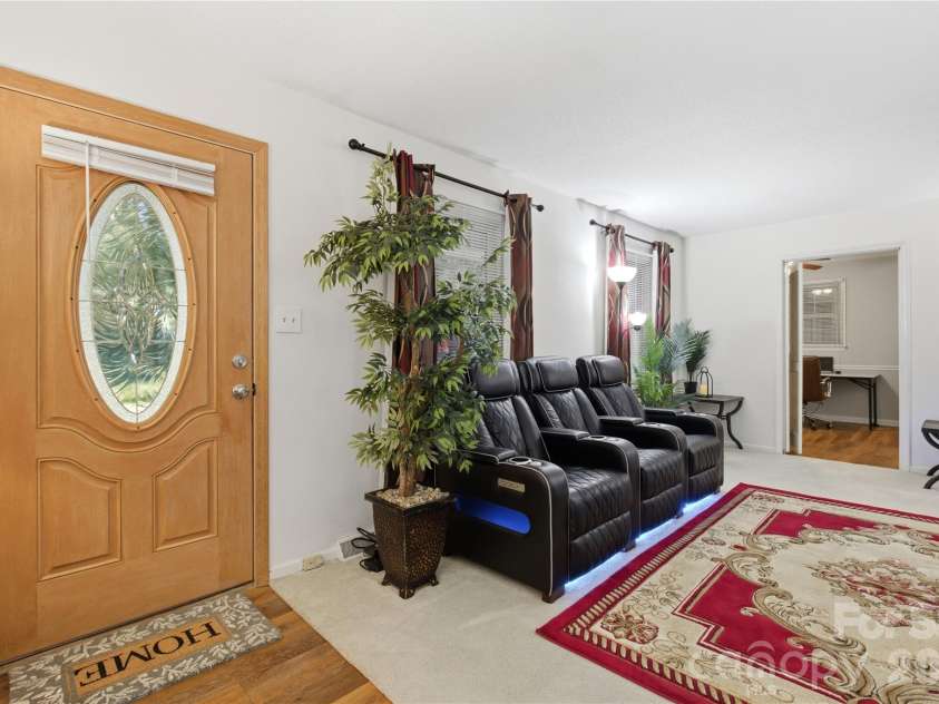 2604 Shearer Drive, Statesville, NC 28625.  MLS# CAR4428031, YatesRealty ID 53961. 