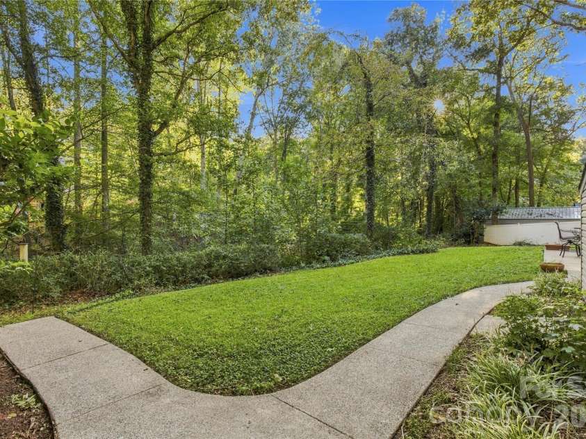 2604 Shearer Drive, Statesville, NC 28625.  MLS# CAR4428031, YatesRealty ID 53961. 