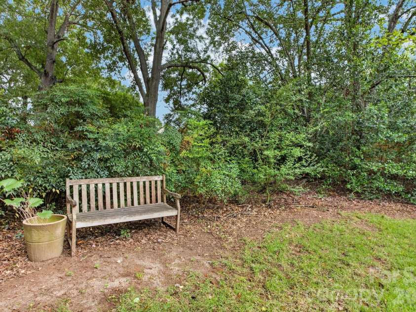 221 Saratoga Drive, Greer, SC 29650.  MLS# CAR4428317, YatesRealty ID 53963. 