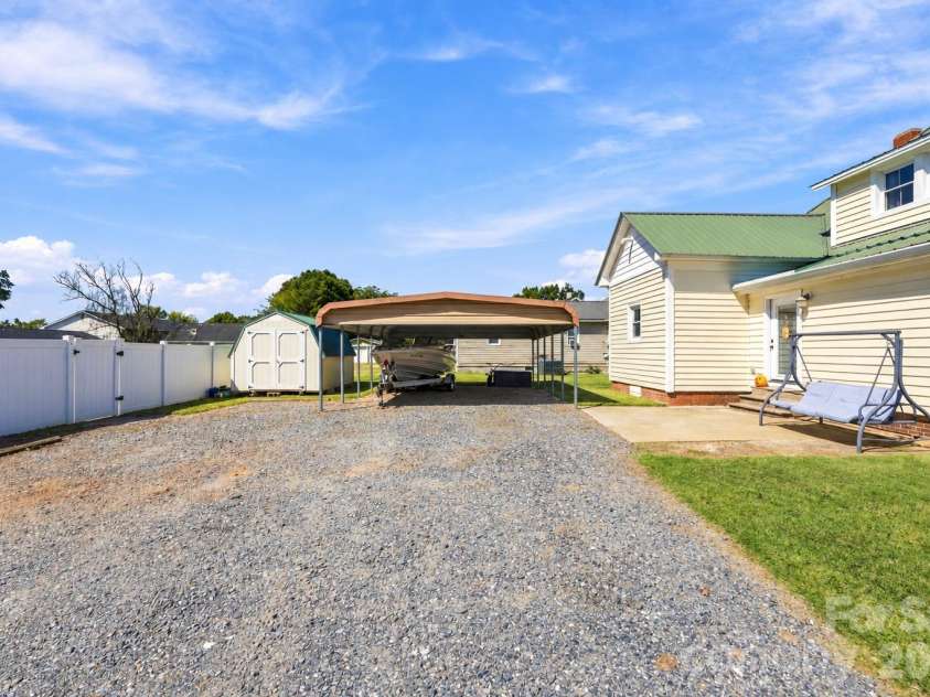 322 Main Street, Maiden, NC 28650.  MLS# CAR4427918, YatesRealty ID 53966. 2 car carport with additional parking