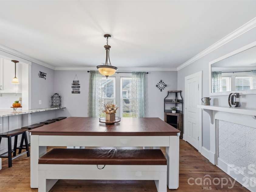 322 Main Street, Maiden, NC 28650.  MLS# CAR4427918, YatesRealty ID 53966. Dining room
