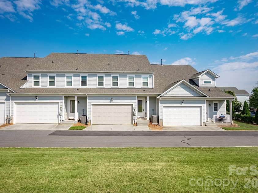 11628 Founders Park Lane, Pineville, NC 28134.  MLS# CAR4428544, YatesRealty ID 53967. 2 Car Garage (Rear)