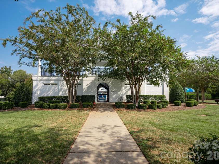 11628 Founders Park Lane, Pineville, NC 28134.  MLS# CAR4428544, YatesRealty ID 53967. 