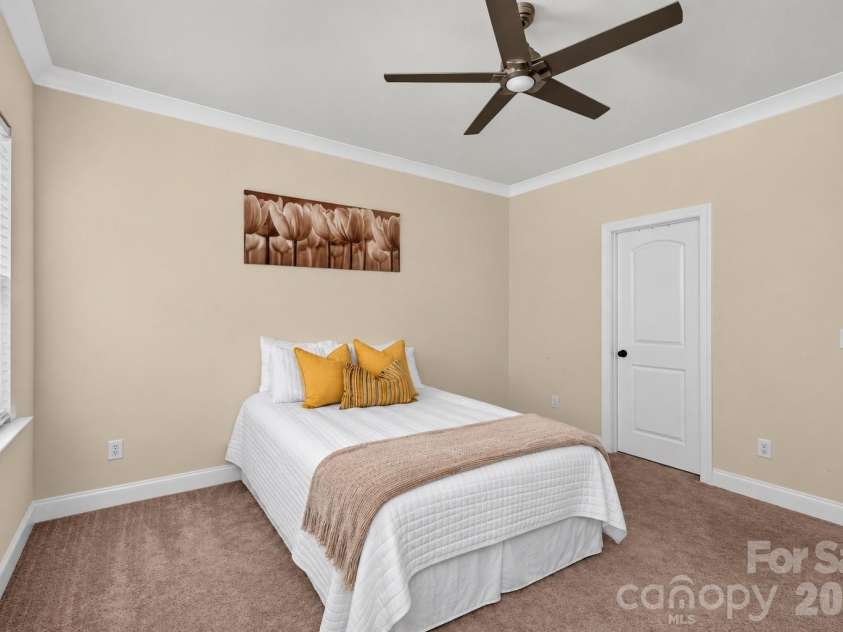 11628 Founders Park Lane, Pineville, NC 28134.  MLS# CAR4428544, YatesRealty ID 53967. Additional Bedroom (Upper)