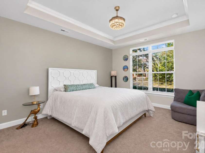 11628 Founders Park Lane, Pineville, NC 28134.  MLS# CAR4428544, YatesRealty ID 53967. Primary Bed