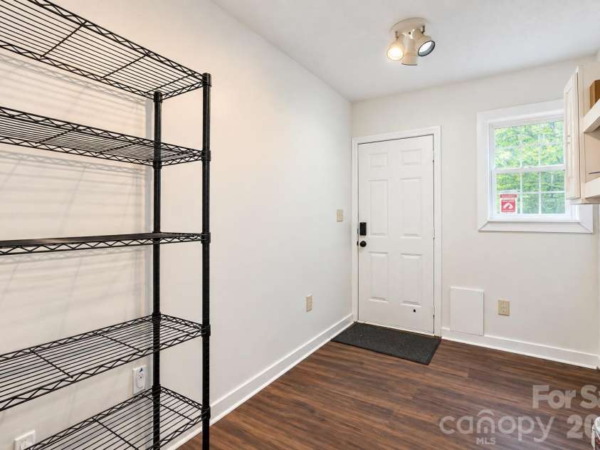91 Walnut Drive, Leicester, NC 28748.  MLS# CAR4427887, YatesRealty ID 53968. 