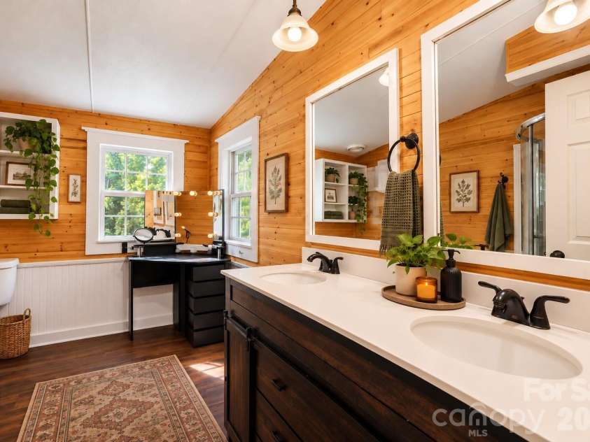 91 Walnut Drive, Leicester, NC 28748.  MLS# CAR4427887, YatesRealty ID 53968. Virtually staged primary bath