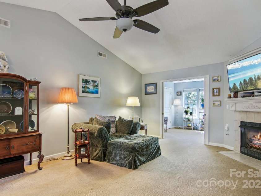 1304 Deermouse Way, Hendersonville, NC 28792.  MLS# CAR4190263, YatesRealty ID 5397. 