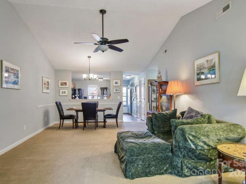 1304 Deermouse Way, Hendersonville, NC 28792.  MLS# CAR4190263, YatesRealty ID 5397. 