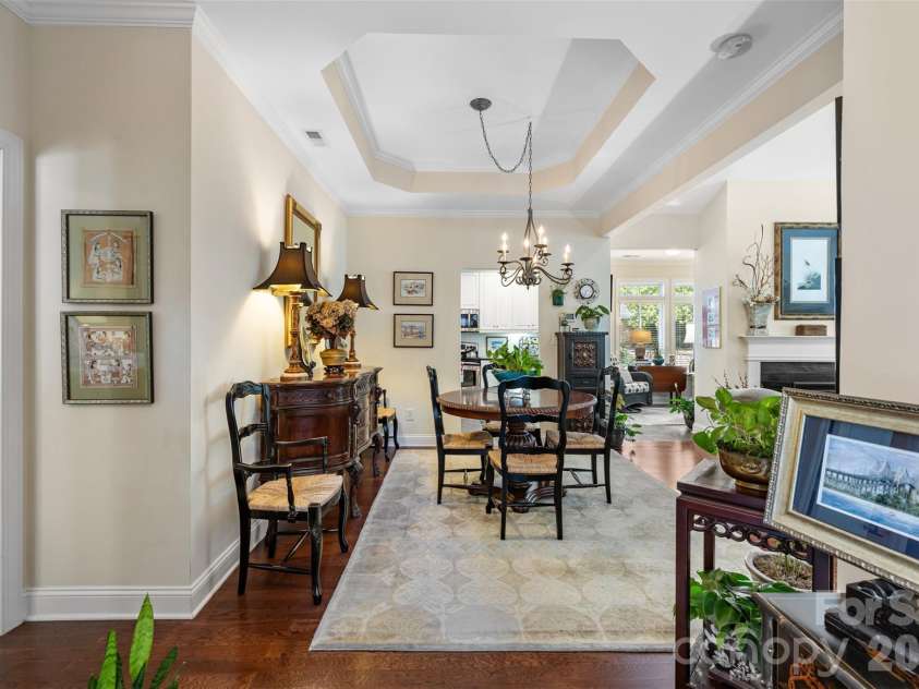 2615 Circa Drive, Matthews, NC 28105.  MLS# CAR4428384, YatesRealty ID 53970. 