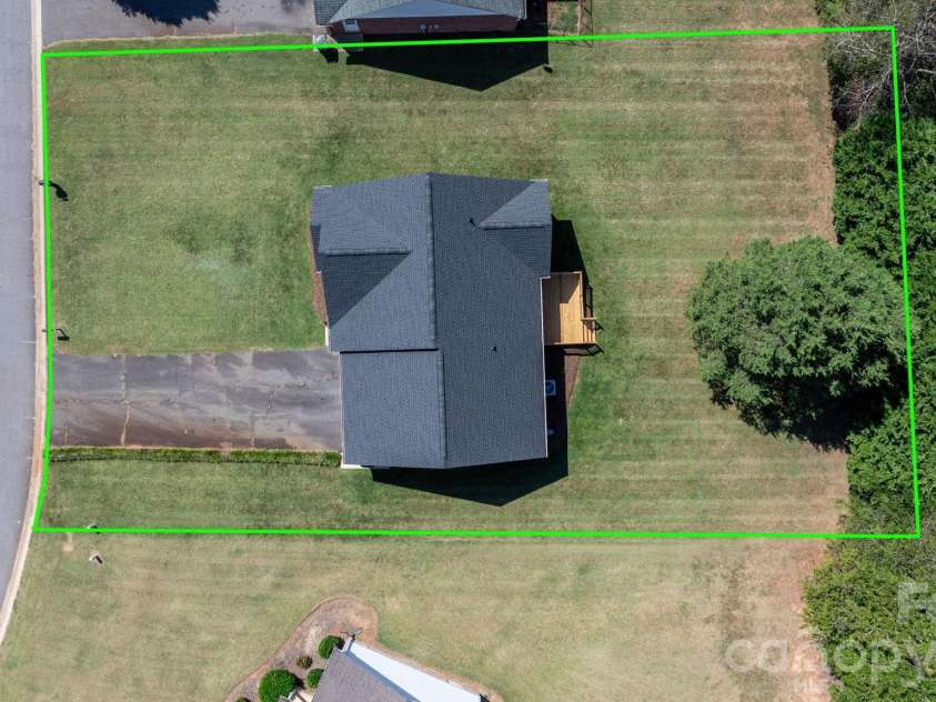 1420 Farmington Hills Drive, Conover, NC 28613.  MLS# CAR4426620, YatesRealty ID 53972. 