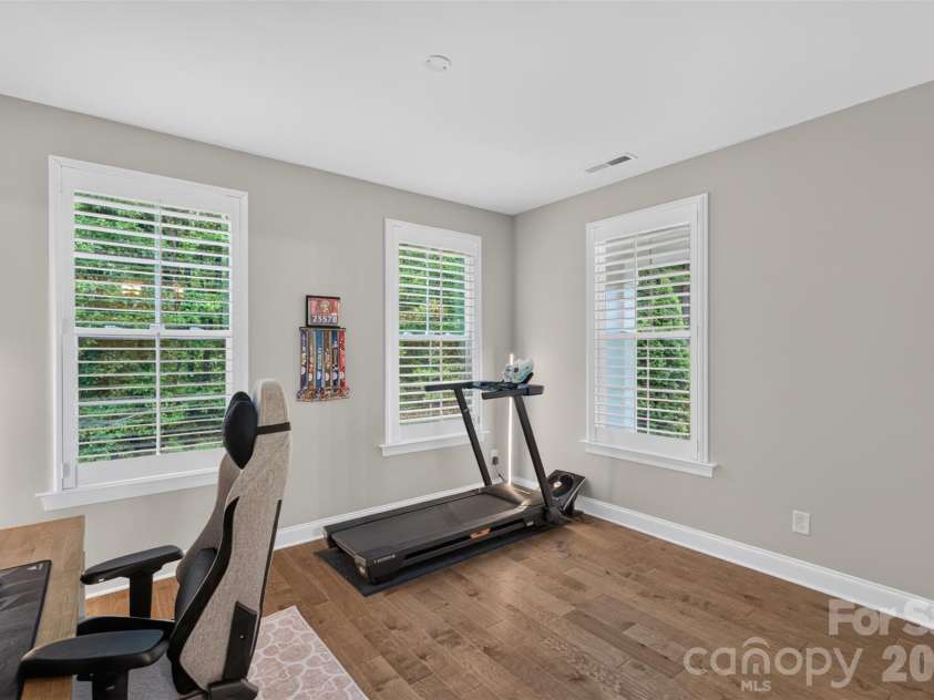 6601 Harbor Oaks Drive, Denver, NC 28037.  MLS# CAR4426714, YatesRealty ID 53974. 