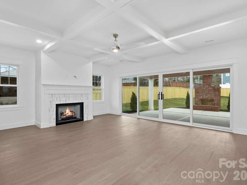 1817 Mint Street, Charlotte, NC 28203.  MLS# CAR4426873, YatesRealty ID 53975. 