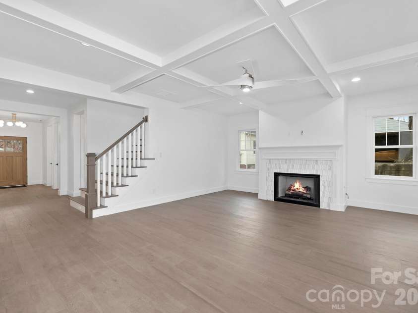 1817 Mint Street, Charlotte, NC 28203.  MLS# CAR4426873, YatesRealty ID 53975. 