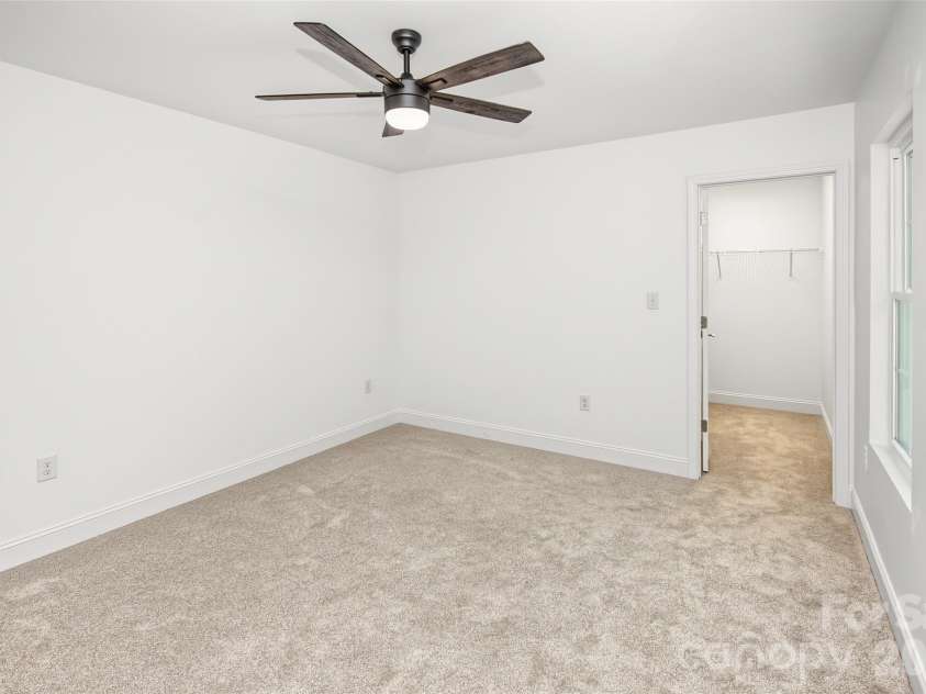 181 Meadowlark Lane, Statesville, NC 28625.  MLS# CAR4426854, YatesRealty ID 53976. 