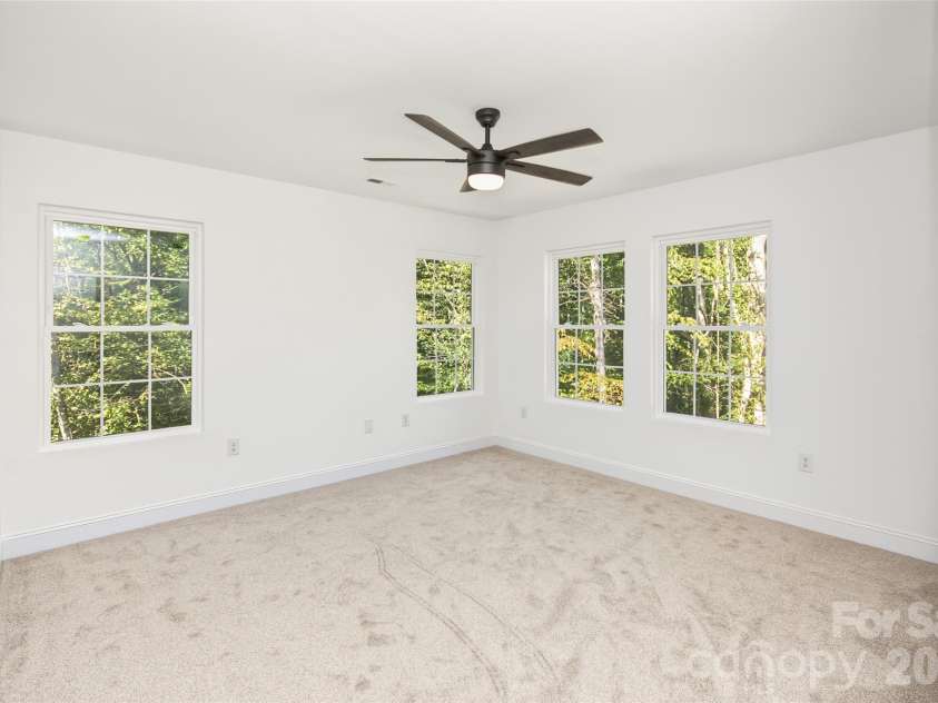 181 Meadowlark Lane, Statesville, NC 28625.  MLS# CAR4426854, YatesRealty ID 53976. 