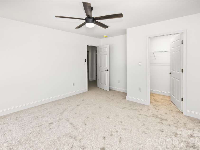 181 Meadowlark Lane, Statesville, NC 28625.  MLS# CAR4426854, YatesRealty ID 53976. 