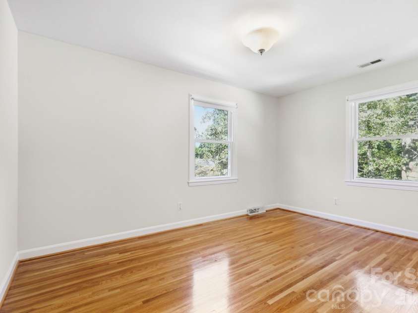 4235 Blalock Avenue, Charlotte, NC 28210.  MLS# CAR4426840, YatesRealty ID 53977. Bedroom 3