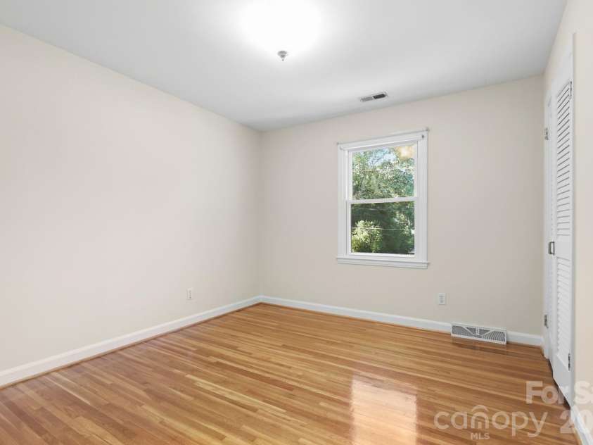 4235 Blalock Avenue, Charlotte, NC 28210.  MLS# CAR4426840, YatesRealty ID 53977. Bedroom 4