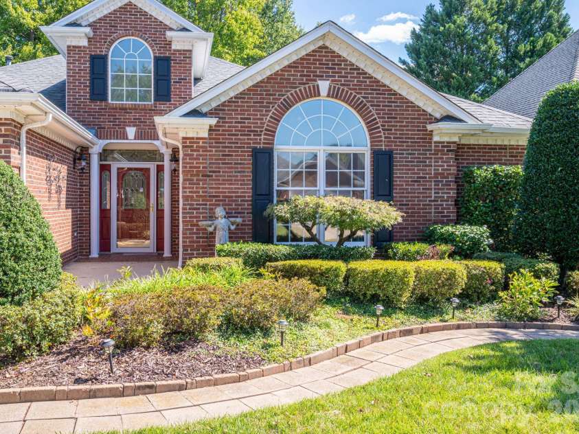2972 Heritage Commons Lane, Gastonia, NC 28054.  MLS# CAR4426918, YatesRealty ID 53978. 
