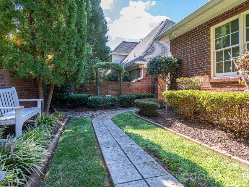 2972 Heritage Commons Lane, Gastonia, NC 28054.  MLS# CAR4426918, YatesRealty ID 53978. 