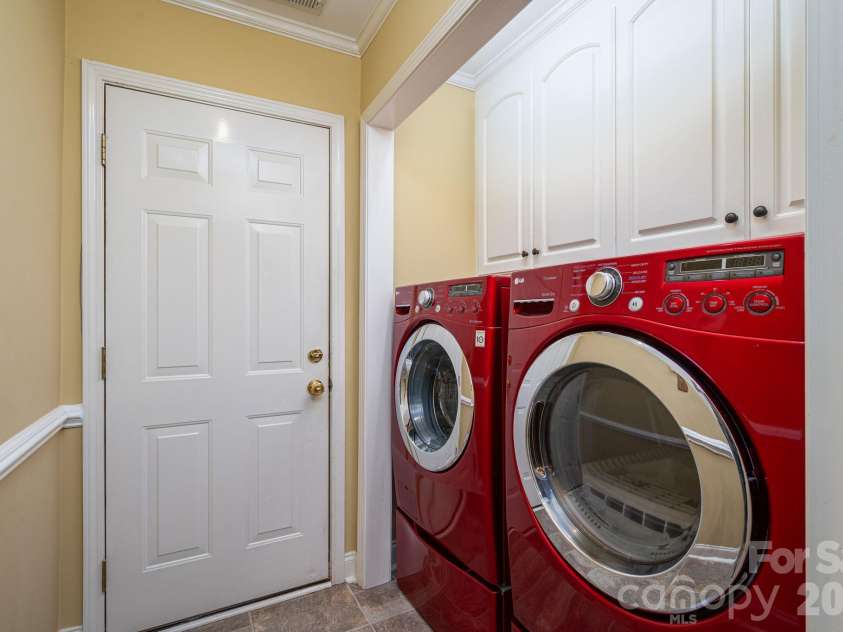 2972 Heritage Commons Lane, Gastonia, NC 28054.  MLS# CAR4426918, YatesRealty ID 53978. 