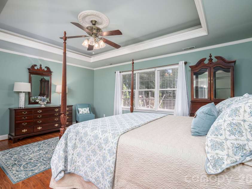 2972 Heritage Commons Lane, Gastonia, NC 28054.  MLS# CAR4426918, YatesRealty ID 53978. 