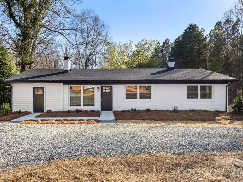 34886 Locust Lane, New London, NC 28127.  MLS# CAR4355682, YatesRealty ID 5398. 