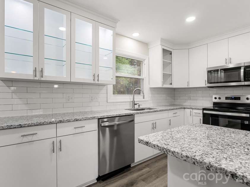 34886 Locust Lane, New London, NC 28127.  MLS# CAR4355682, YatesRealty ID 5398. 