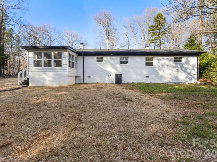 34886 Locust Lane, New London, NC 28127.  MLS# CAR4355682, YatesRealty ID 5398. 