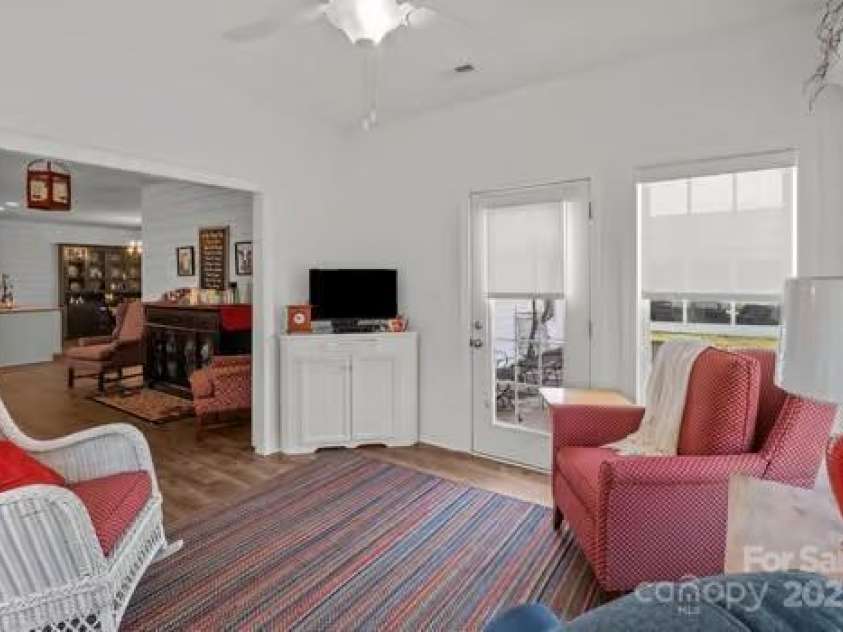 420 Spring Arbor Avenue, Salisbury, NC 28146.  MLS# CAR4237149, YatesRealty ID 5398. Sunroom