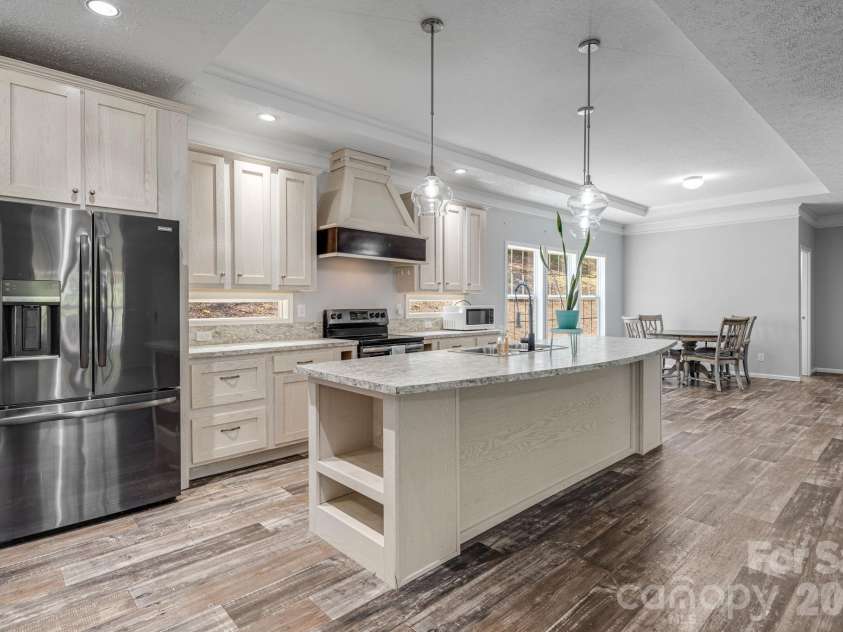 245 Potato Branch Road, Leicester, NC 28748.  MLS# CAR4427548, YatesRealty ID 53980. 