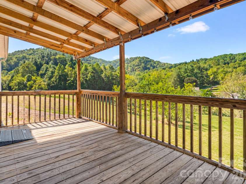 245 Potato Branch Road, Leicester, NC 28748.  MLS# CAR4427548, YatesRealty ID 53980. 