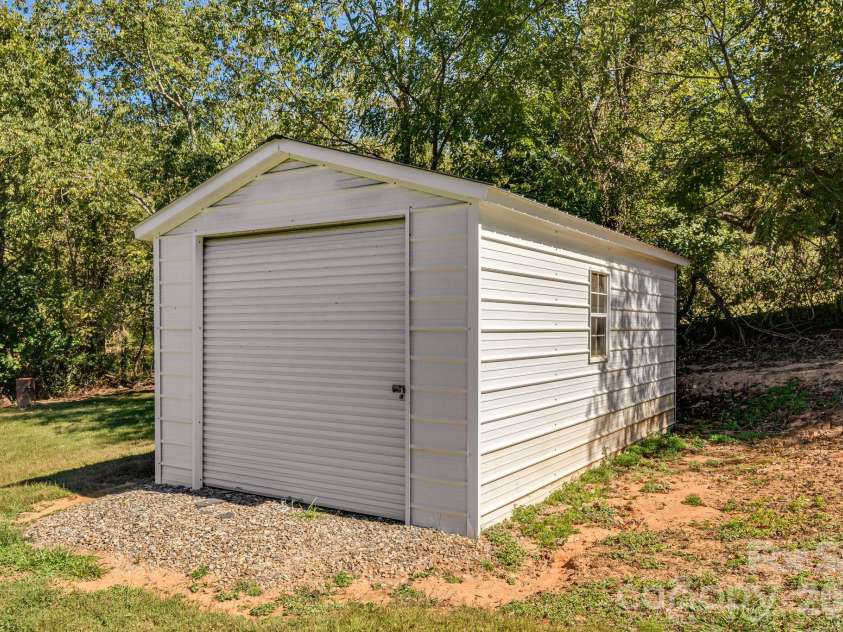 245 Potato Branch Road, Leicester, NC 28748.  MLS# CAR4427548, YatesRealty ID 53980. 