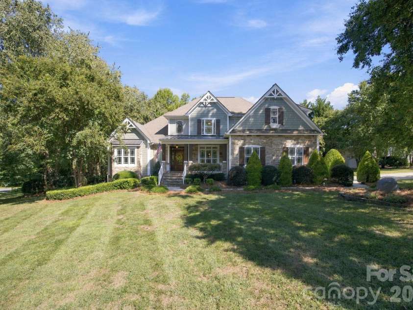 7481 Brotherton Road, Denver, NC 28037.  MLS# CAR4427523, YatesRealty ID 53983. Large front yard