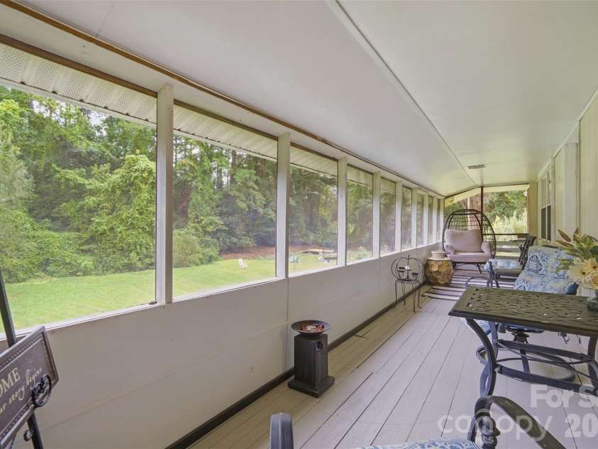 914 Springdale Lane, Gastonia, NC 28052.  MLS# CAR4427496, YatesRealty ID 53984. 