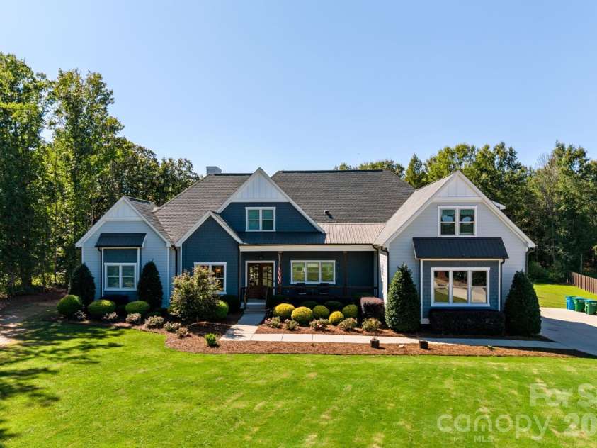 7001 Duncan Road, Indian Trail, NC 28079.  MLS# CAR4427411, YatesRealty ID 53985. 