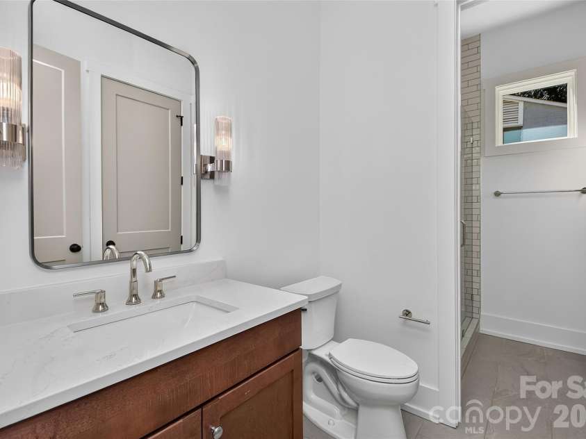 4809 Currituck Drive, Charlotte, NC 28210.  MLS# CAR4427425, YatesRealty ID 53986. 