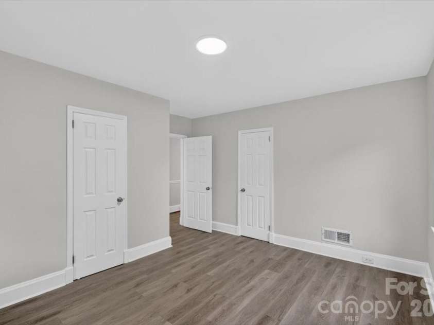 2048 Simmons Street, Gastonia, NC 28052.  MLS# CAR4427061, YatesRealty ID 53987. BR 2-main floor