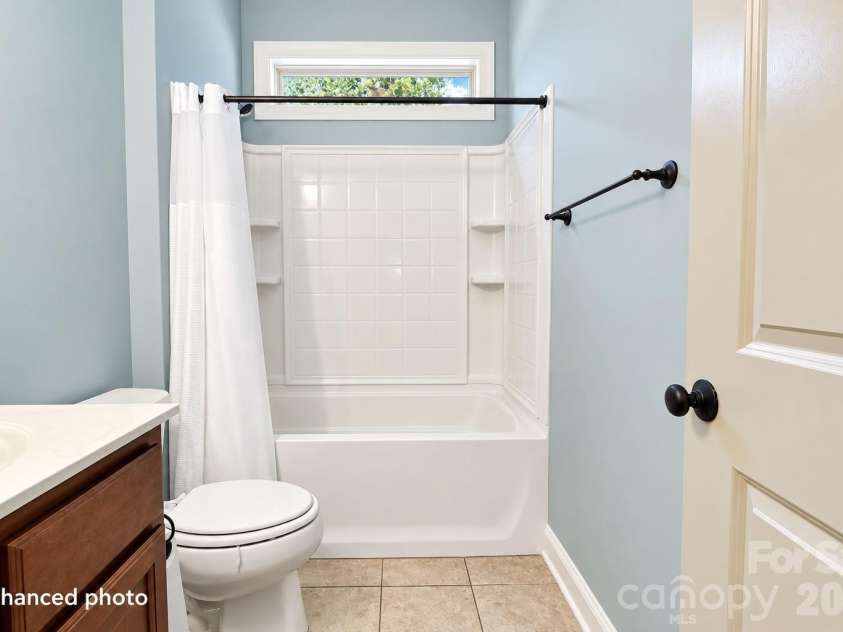 171 Chimney Rock Court, Denver, NC 28037.  MLS# CAR4422972, YatesRealty ID 53988. 