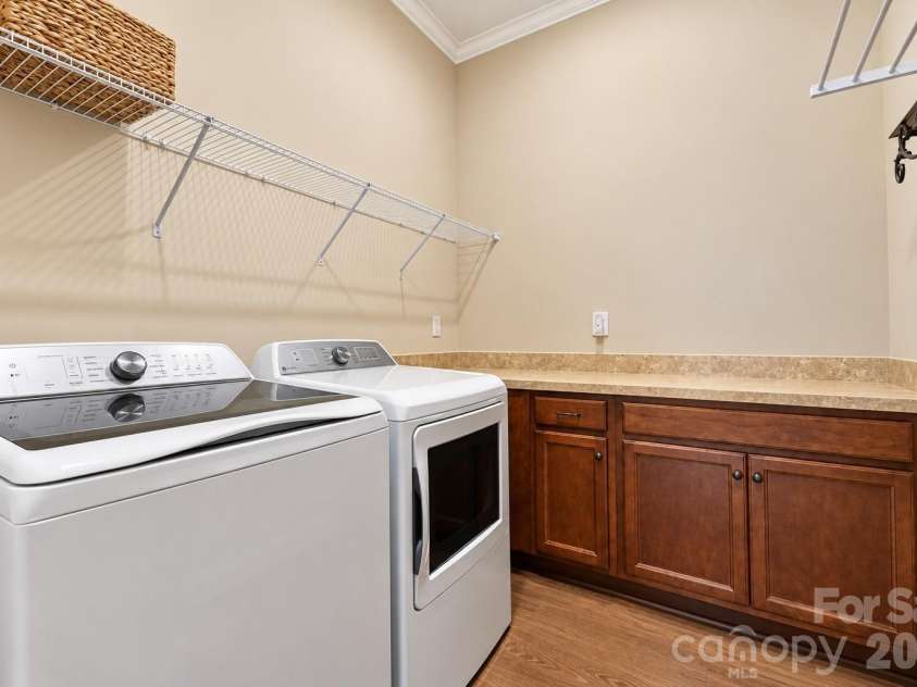 171 Chimney Rock Court, Denver, NC 28037.  MLS# CAR4422972, YatesRealty ID 53988. 