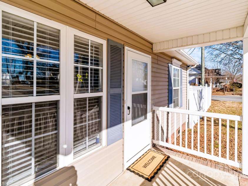 700 Leonard Avenue, Kannapolis, NC 28081.  MLS# CAR4214799, YatesRealty ID 5399. 