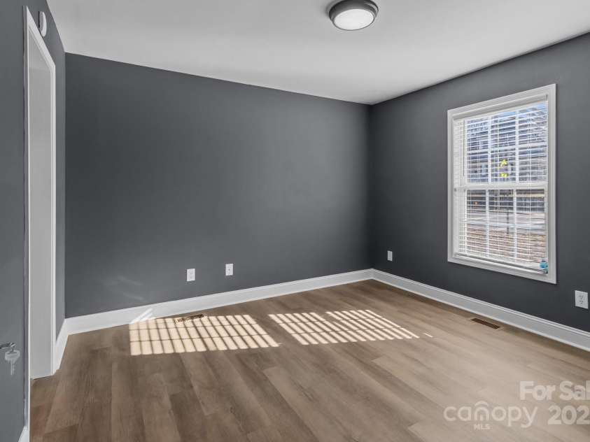 700 Leonard Avenue, Kannapolis, NC 28081.  MLS# CAR4214799, YatesRealty ID 5399. 