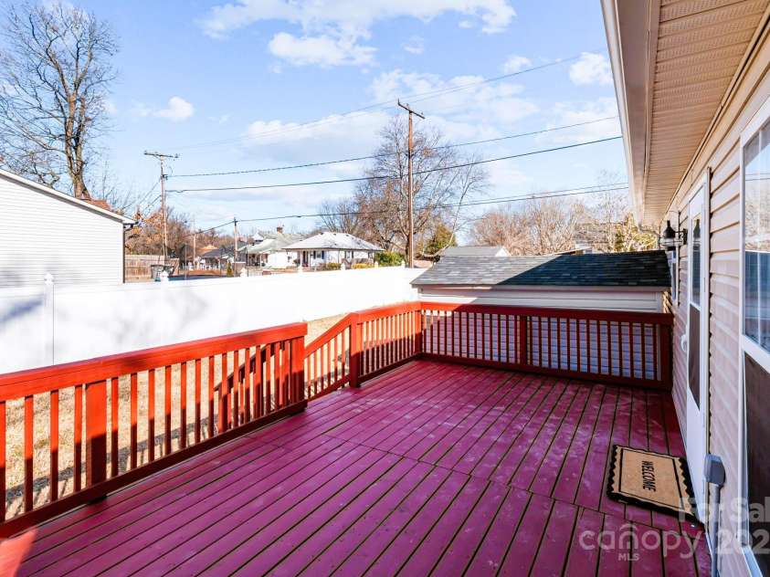 700 Leonard Avenue, Kannapolis, NC 28081.  MLS# CAR4214799, YatesRealty ID 5399. 