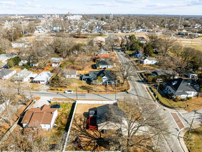 700 Leonard Avenue, Kannapolis, NC 28081.  MLS# CAR4214799, YatesRealty ID 5399. 