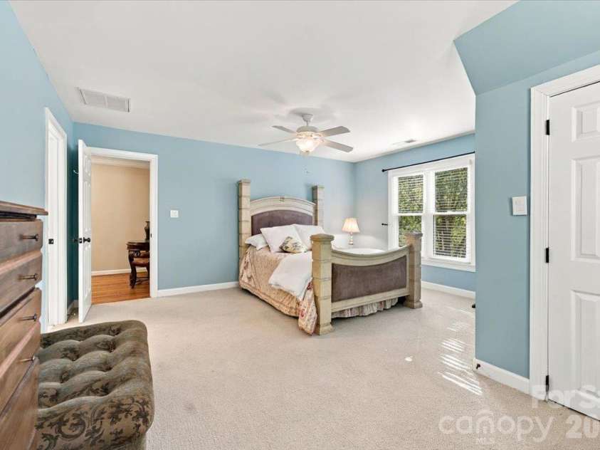 178 Cove Creek Loop, Mooresville, NC 28117.  MLS# CAR4424968, YatesRealty ID 53992. Bed/ bonus room 5