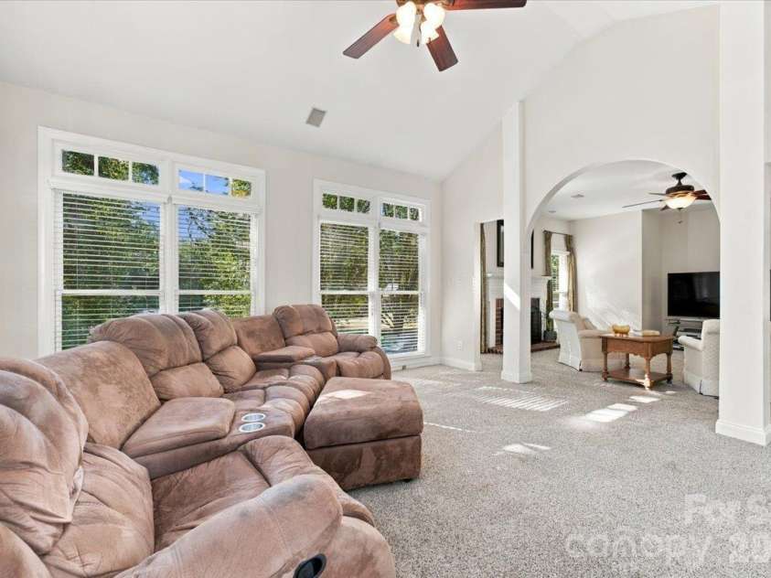 178 Cove Creek Loop, Mooresville, NC 28117.  MLS# CAR4424968, YatesRealty ID 53992. Large sunroom