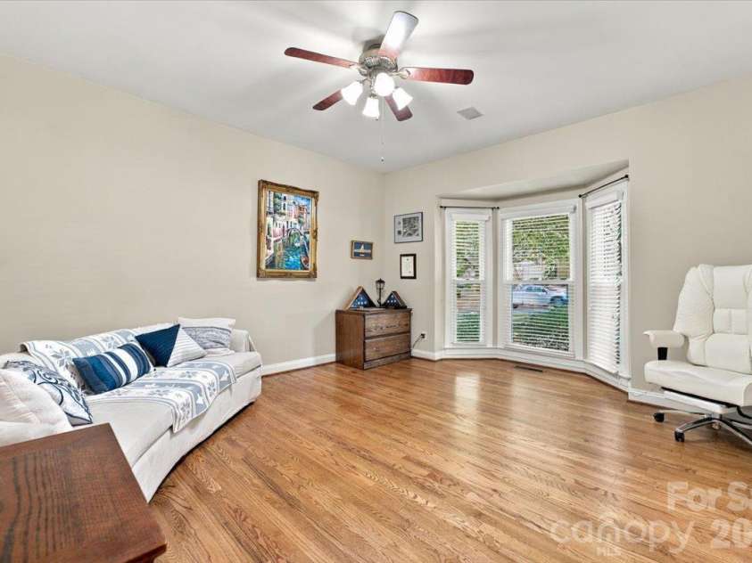 178 Cove Creek Loop, Mooresville, NC 28117.  MLS# CAR4424968, YatesRealty ID 53992. Office or flex space
