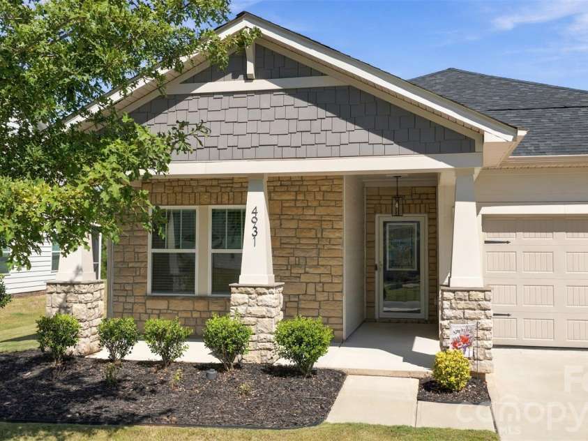 4931 Trigney Court, Charlotte, NC 28214.  MLS# CAR4425902, YatesRealty ID 53993. 