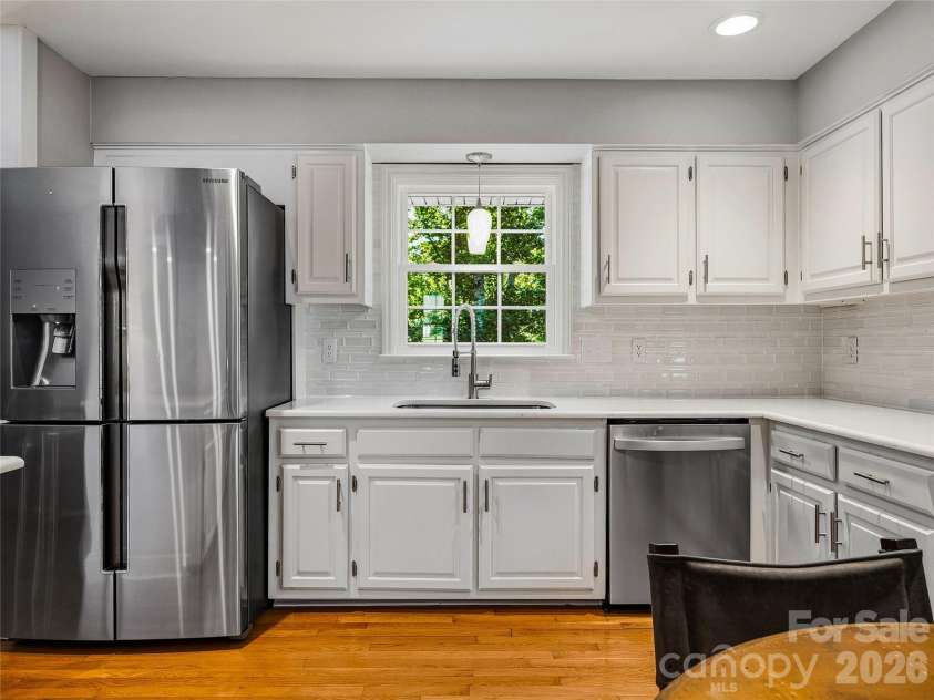 531 Bluebird Ridge, Asheville, NC 28804.  MLS# CAR4424625, YatesRealty ID 53994. 